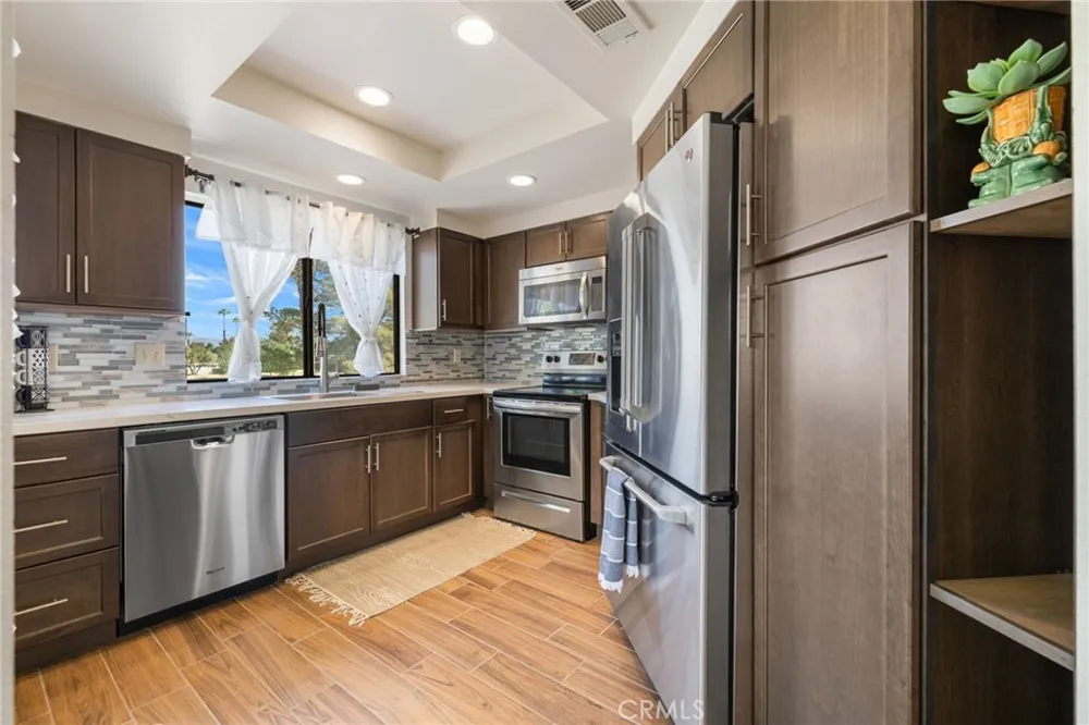 41961 Preston Trail Palm Desert, CA 92211