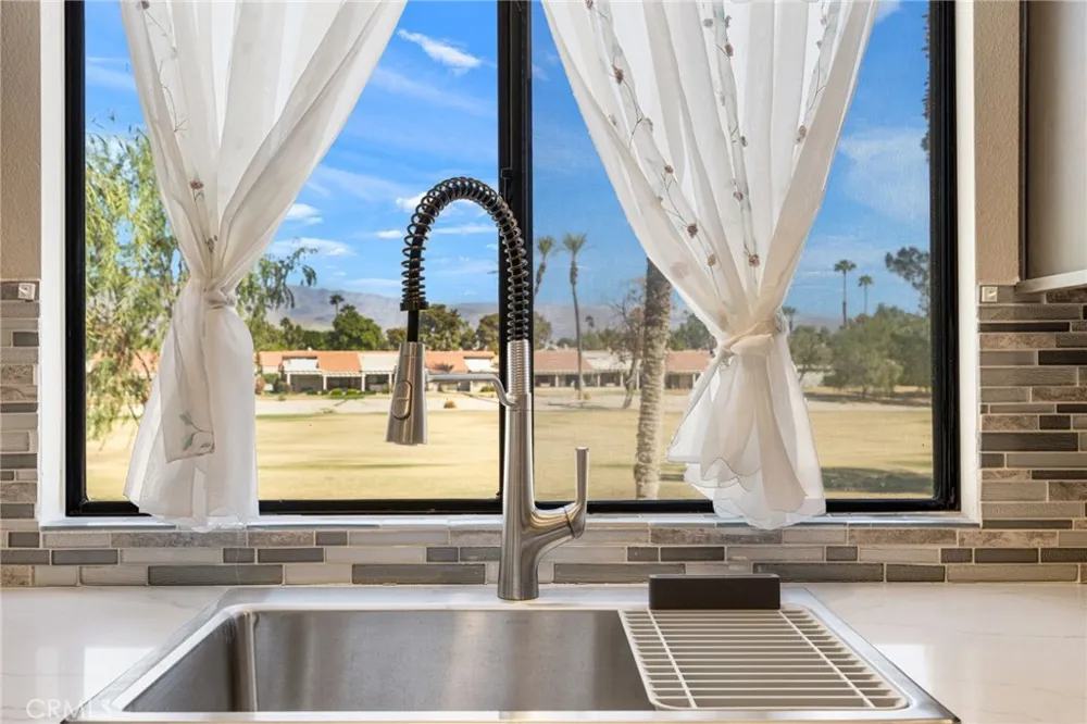 41961 Preston Trail Palm Desert, CA 92211