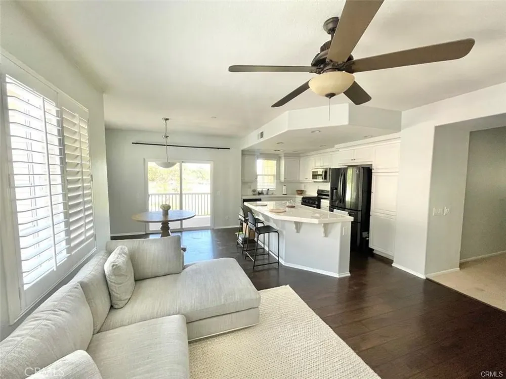 8146 Parkside Chino, CA 91708