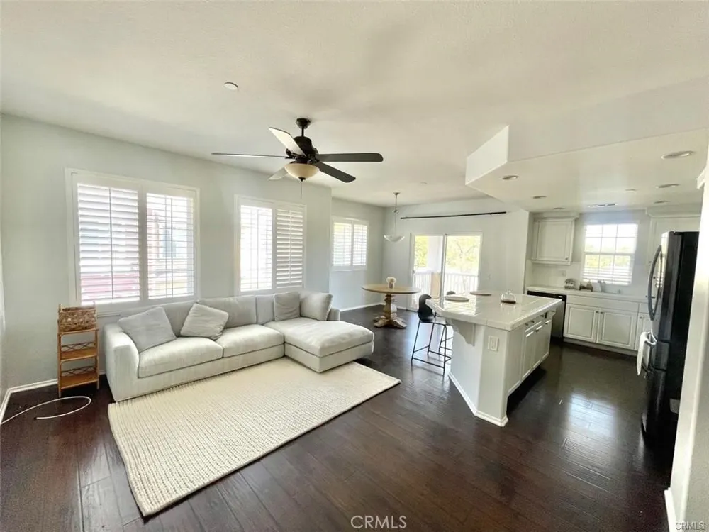 8146 Parkside Chino, CA 91708