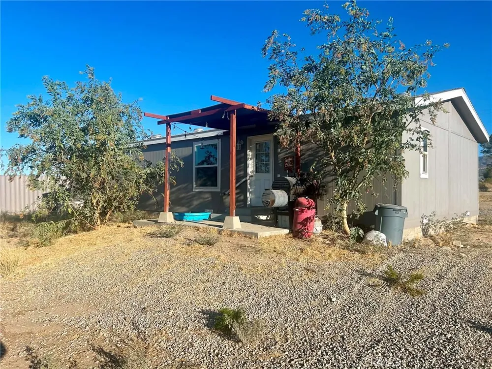 292 Lindero Road Pinon Hills, CA 92372