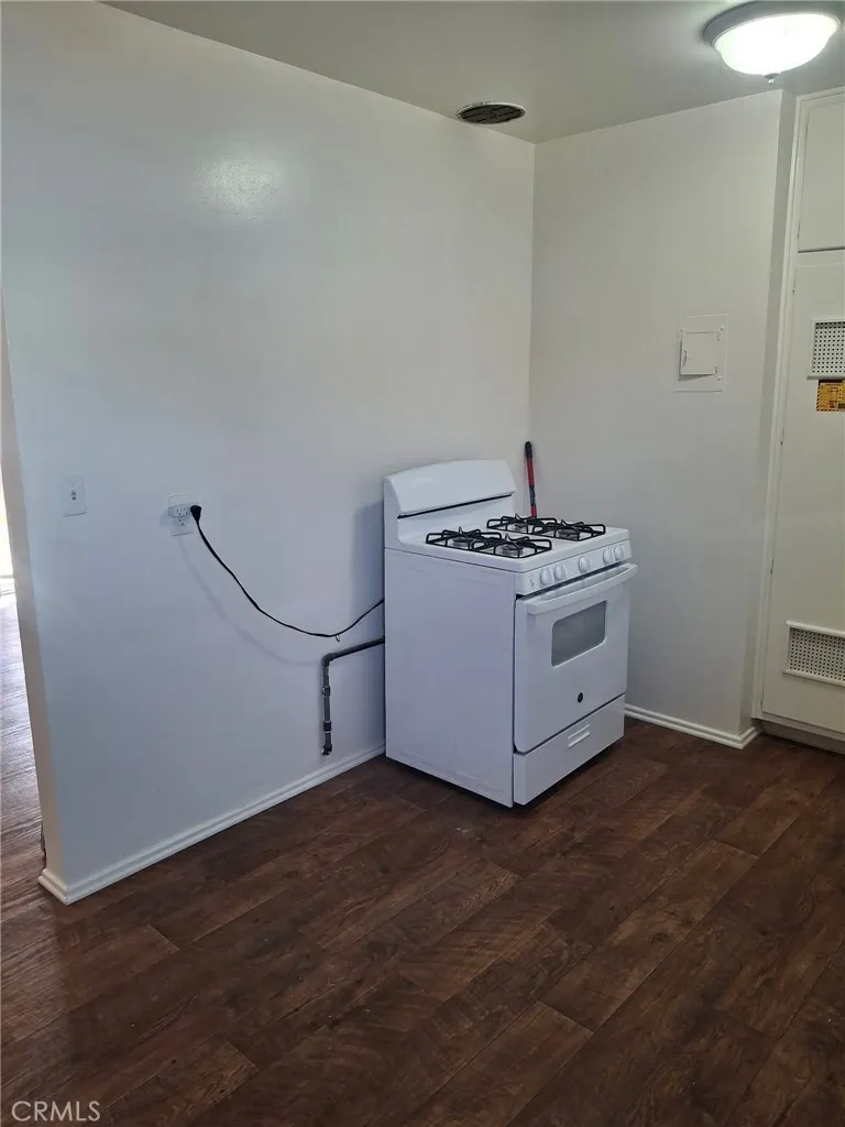 7773 11th Street Westminster, CA 92683