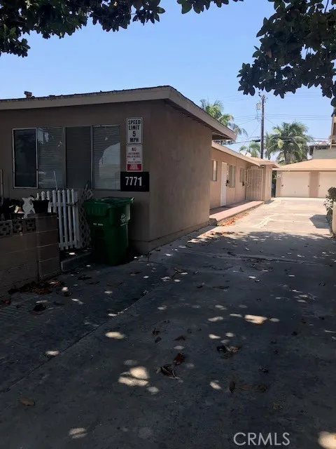 7773 11th Street Westminster, CA 92683