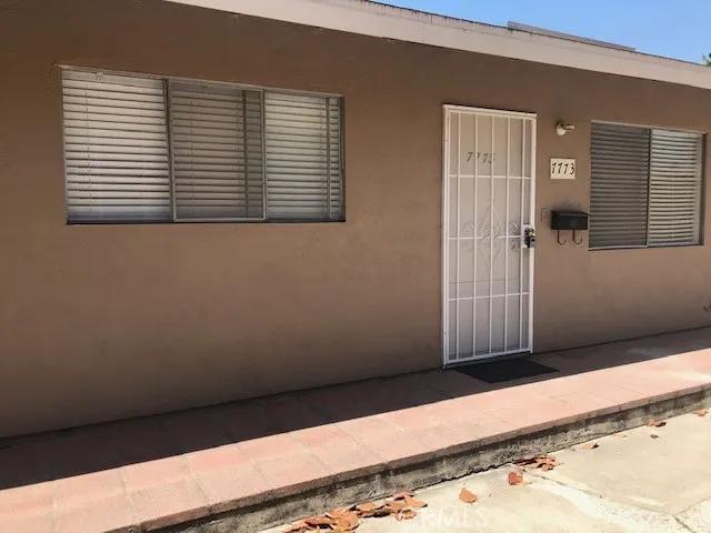 7773 11th Street Westminster, CA 92683