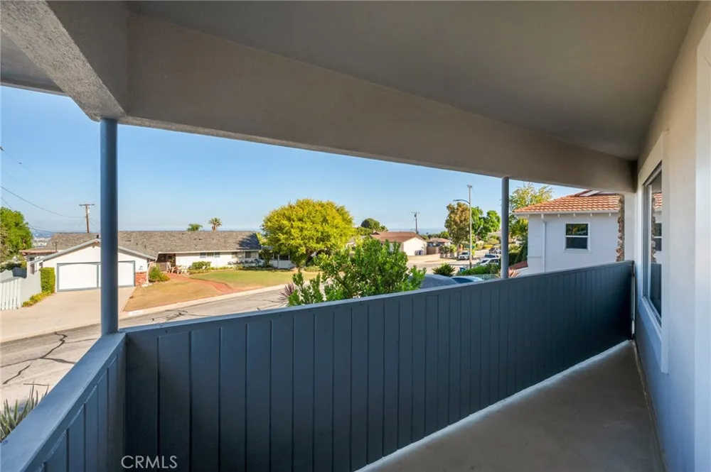 29417 Enrose Avenue Rancho Palos Verdes, CA 90275
