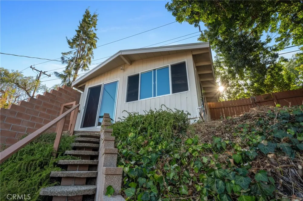 29417 Enrose Avenue Rancho Palos Verdes, CA 90275