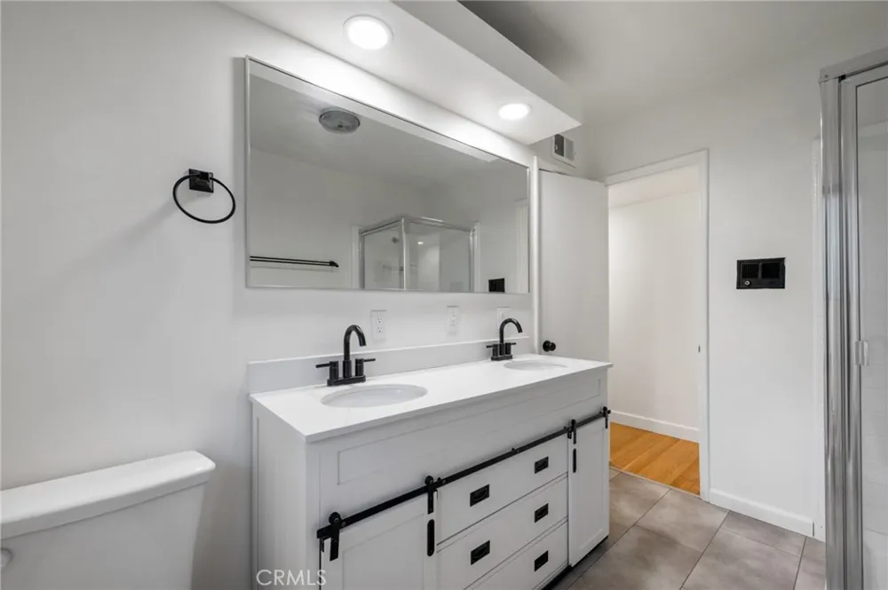 29417 Enrose Avenue Rancho Palos Verdes, CA 90275