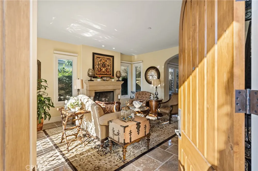 3222 Clay Street Newport Beach, CA 92663