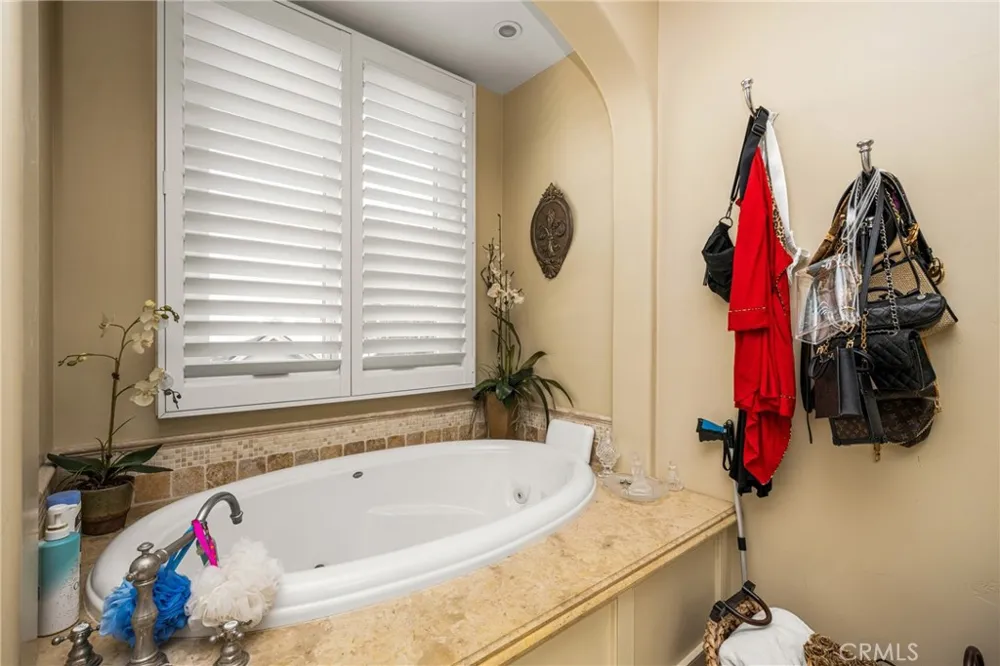 3222 Clay Street Newport Beach, CA 92663