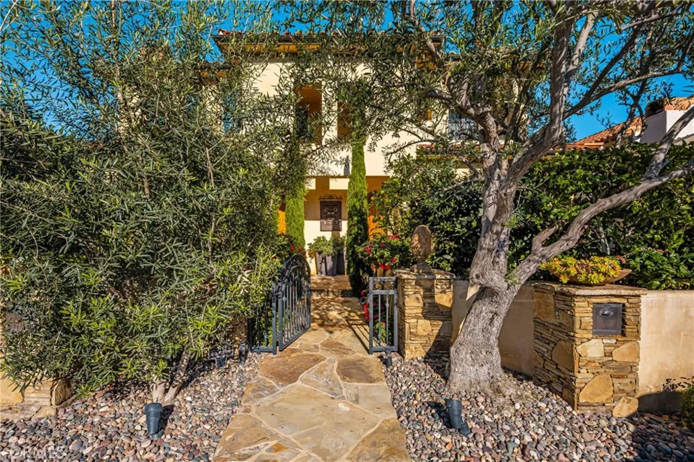 3222 Clay Street Newport Beach, CA 92663