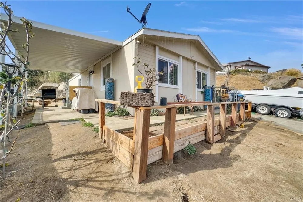 17125 Cajon Drive Perris, CA 92570