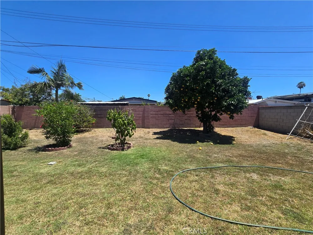 9692 Rosebay Anaheim, CA 92804