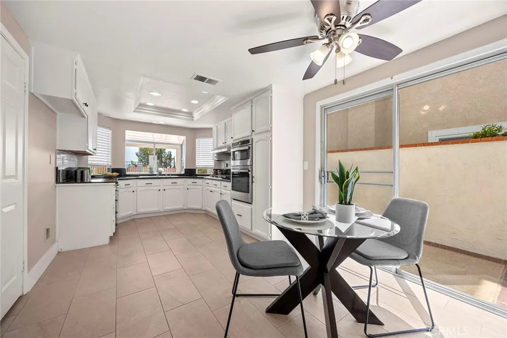 21470 Via La Naranja Yorba Linda, CA 92886