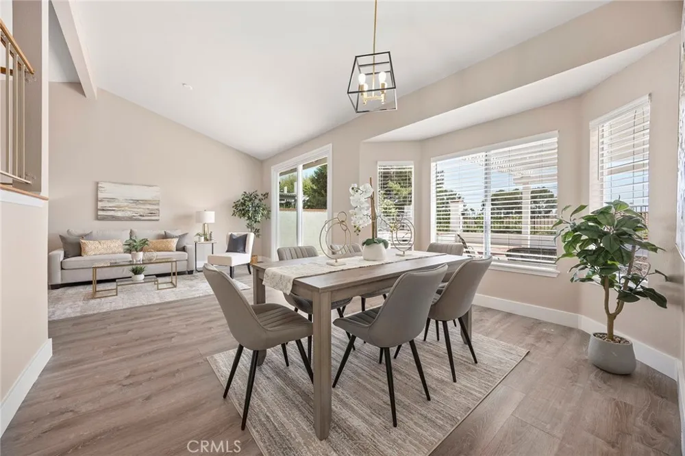 21470 Via La Naranja Yorba Linda, CA 92886