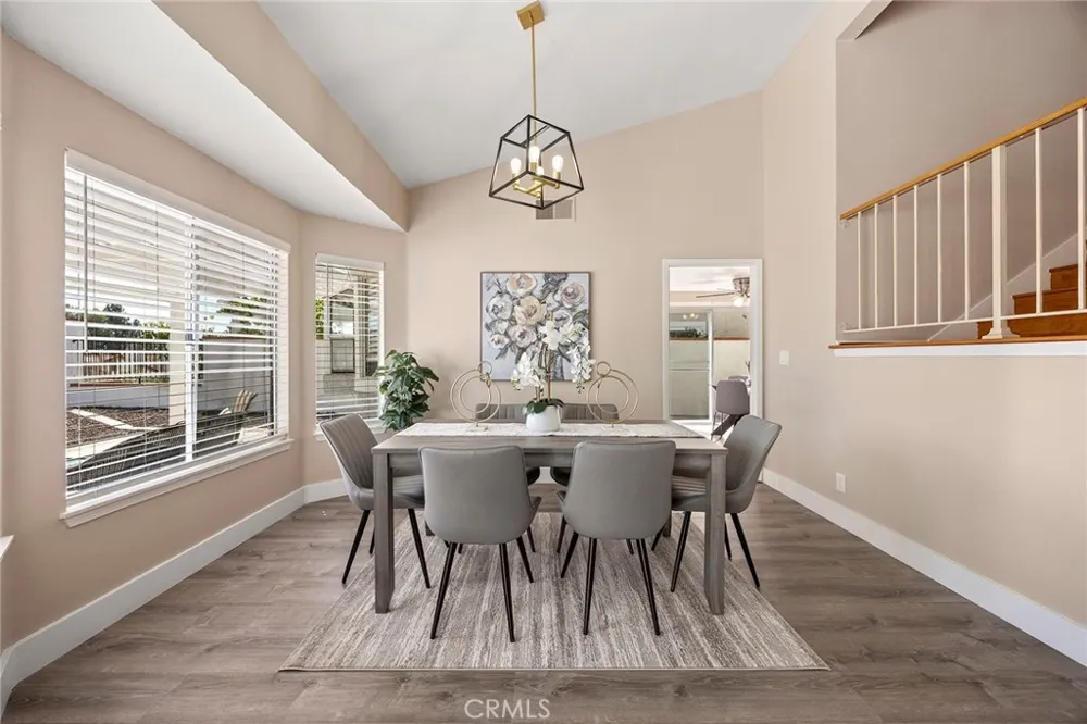 21470 Via La Naranja Yorba Linda, CA 92886