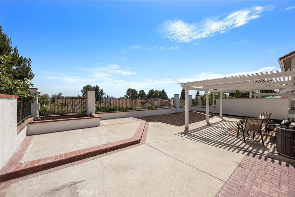 21470 Via La Naranja Yorba Linda, CA 92886