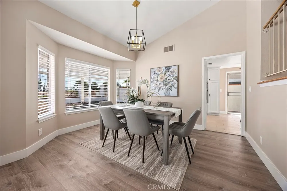 21470 Via La Naranja Yorba Linda, CA 92886