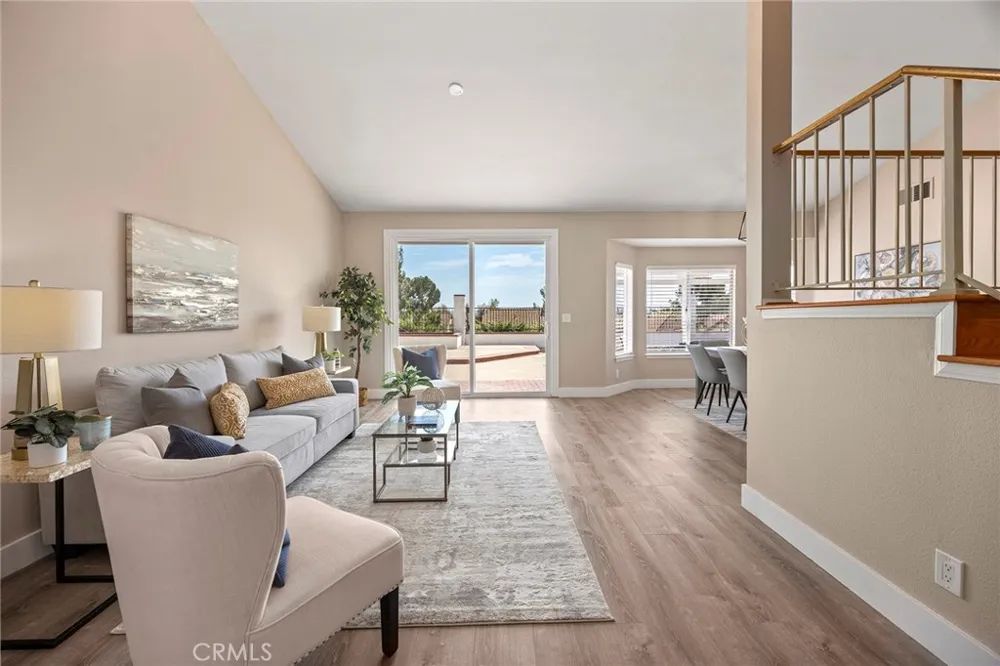 21470 Via La Naranja Yorba Linda, CA 92886