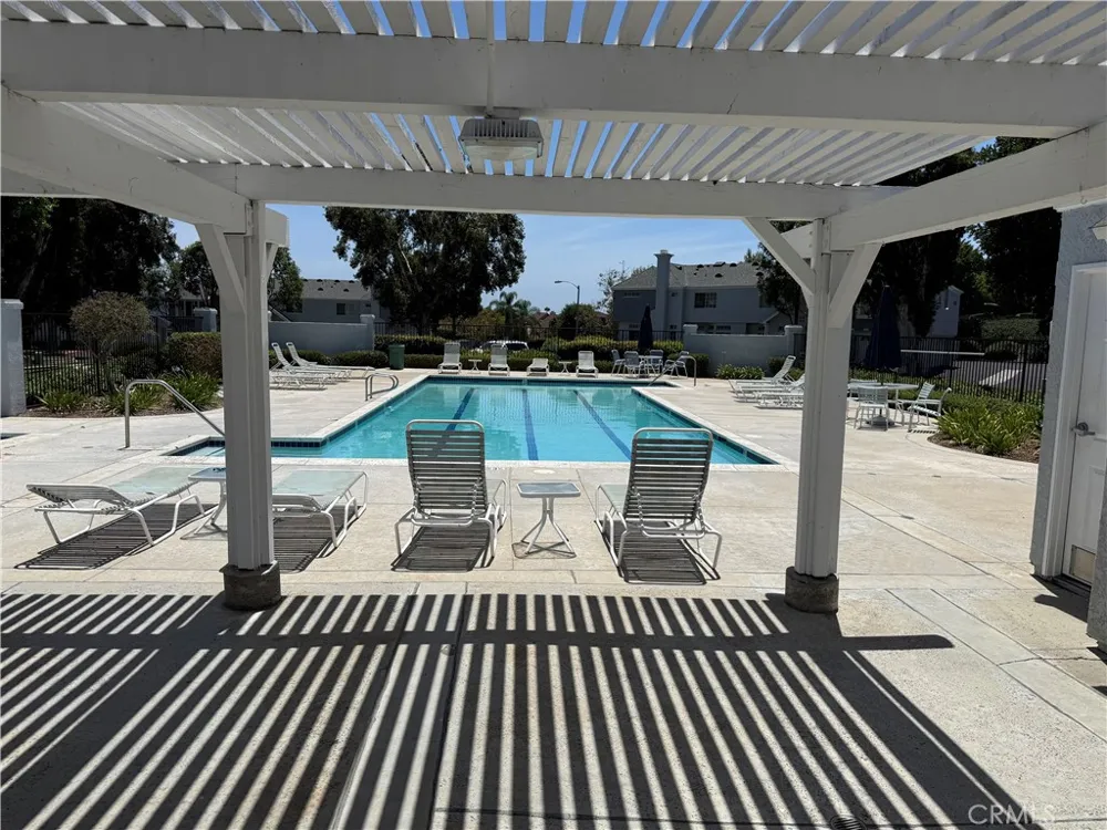 28221 Paseo El Siena Laguna Niguel, CA 92677