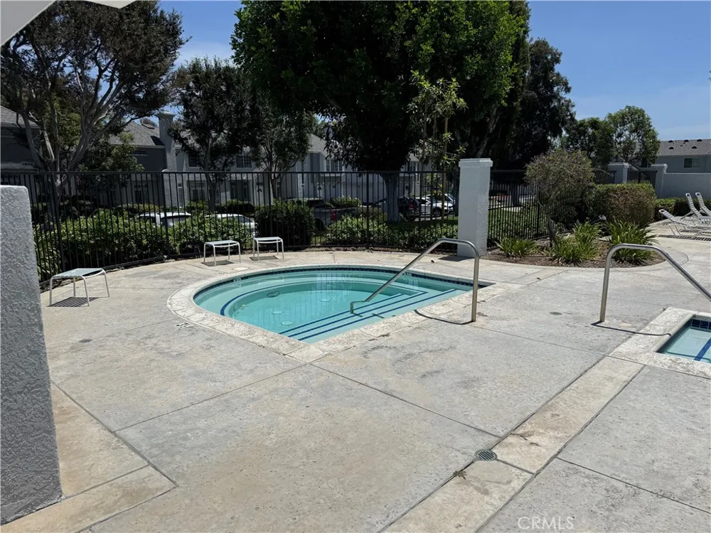 28221 Paseo El Siena Laguna Niguel, CA 92677