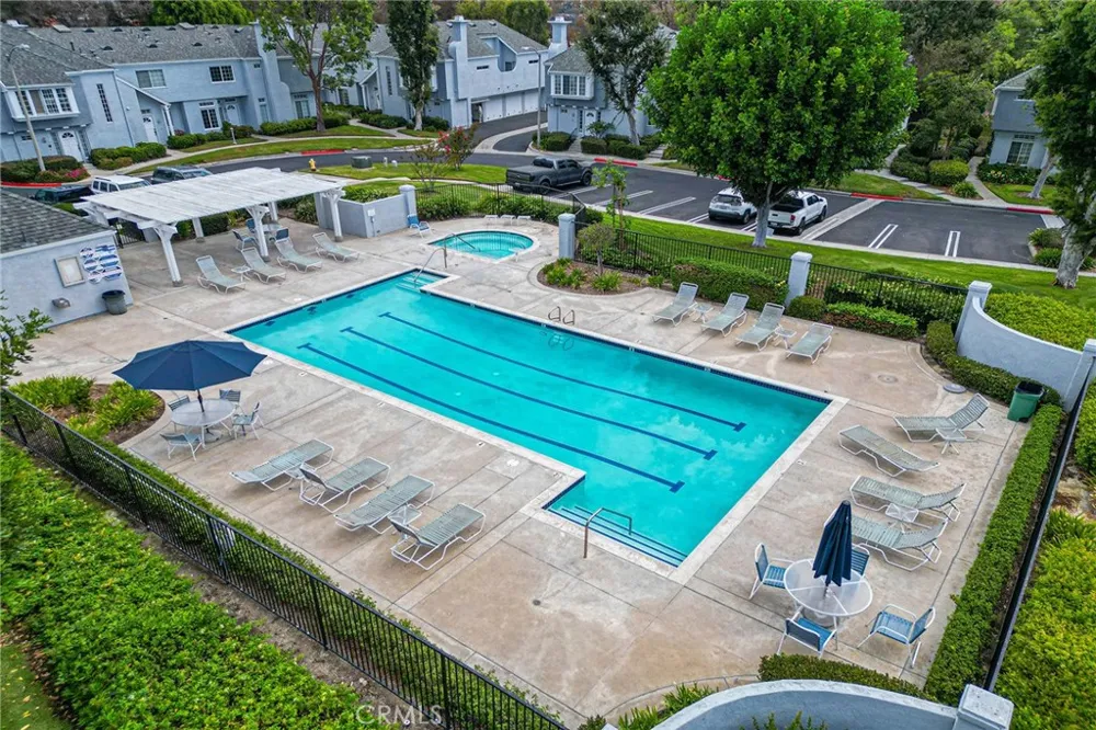 28221 Paseo El Siena Laguna Niguel, CA 92677