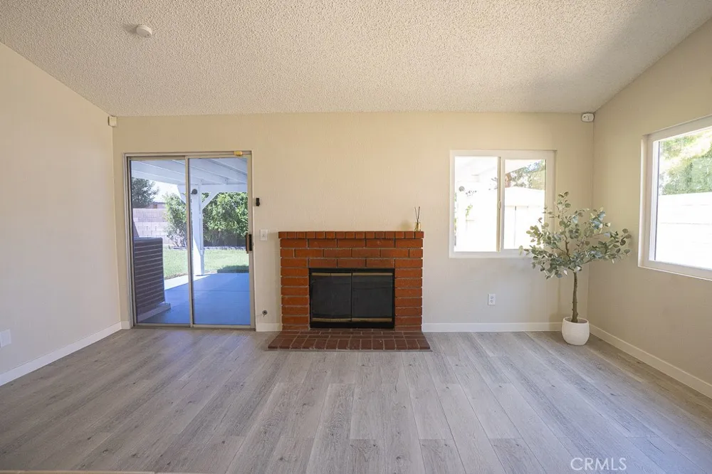 43469 Carol Lancaster, CA 93535