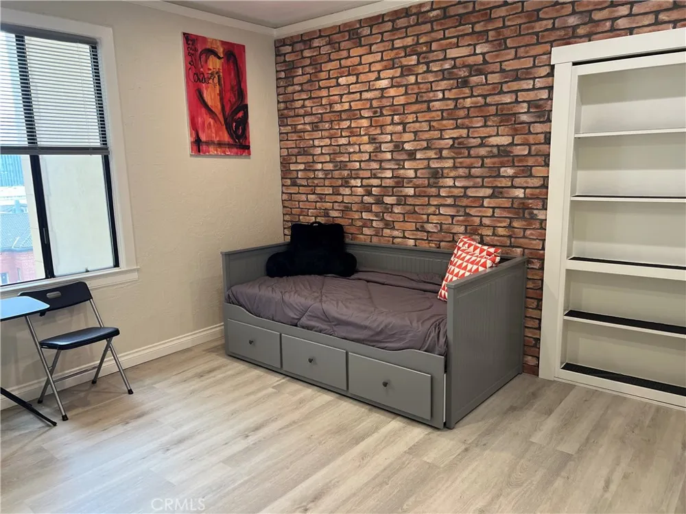 315 W 3rd #5A Long Beach, CA 90802