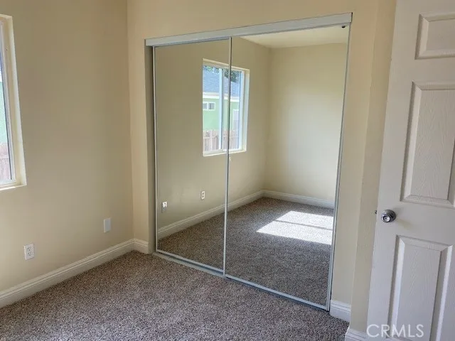 415 E 106th Los Angeles, CA 90003