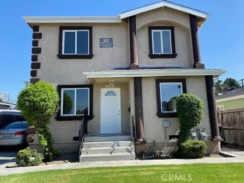 415 E 106th