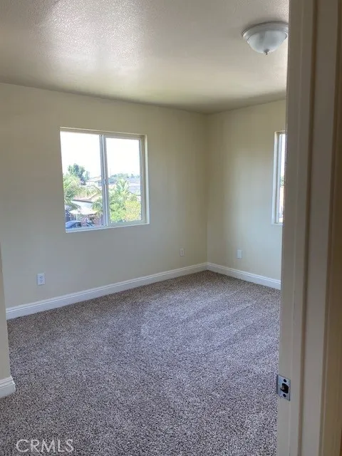 415 E 106th Los Angeles, CA 90003