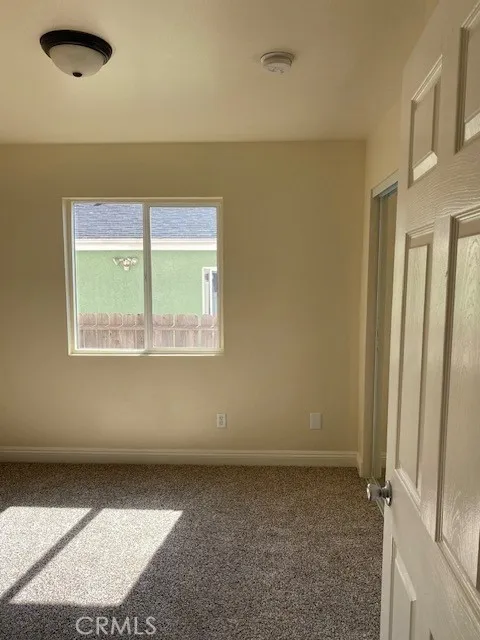 415 E 106th Los Angeles, CA 90003