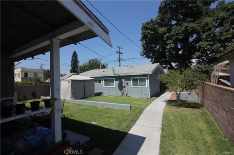1027 W 46th Street