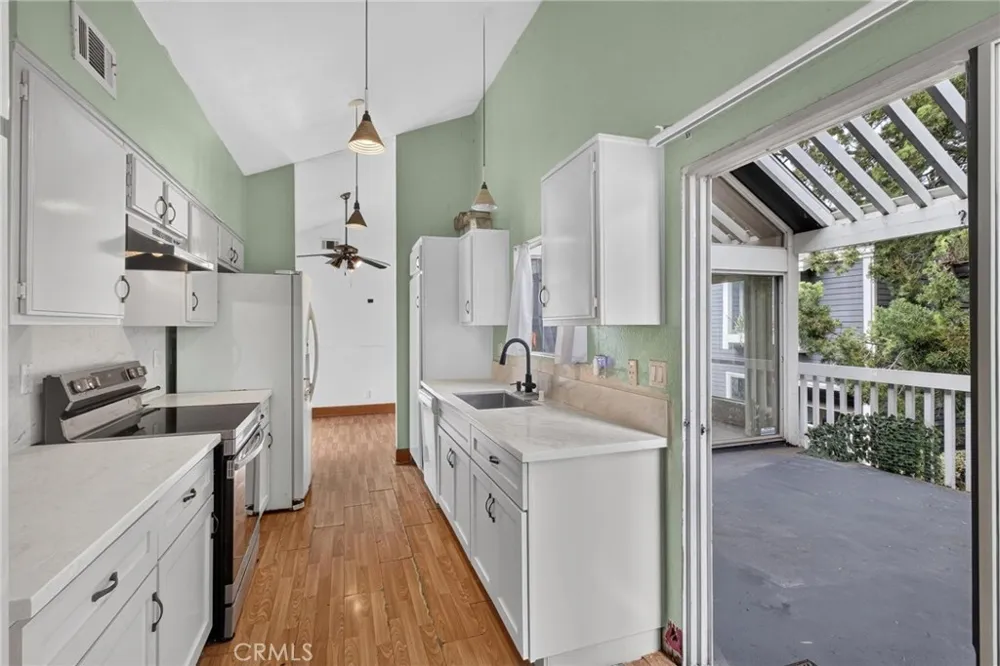 25655 Pine Creek Lane Wilmington, CA 90744
