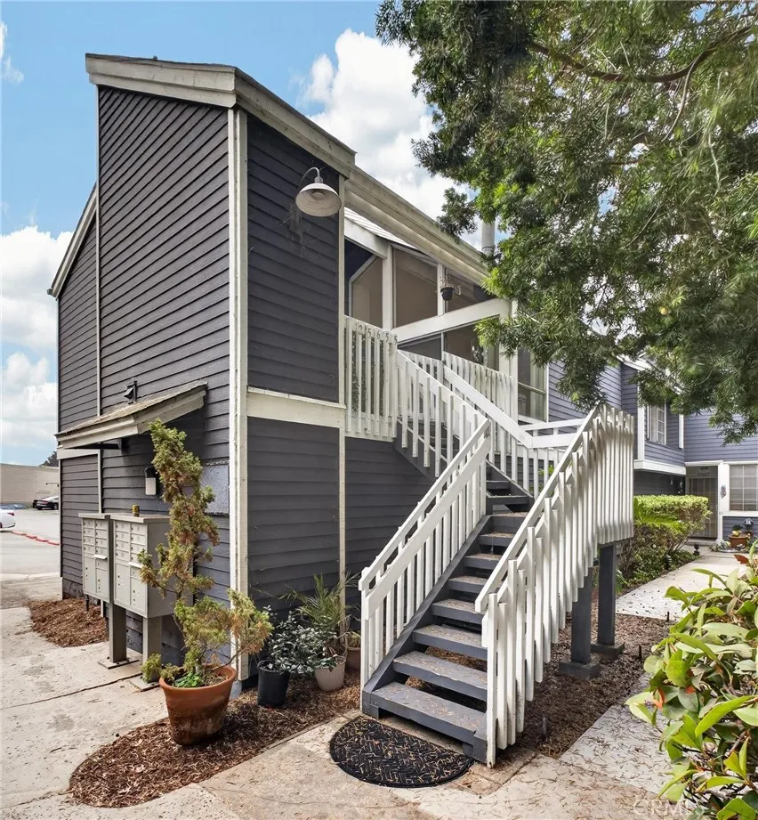 25655 Pine Creek Lane Wilmington, CA 90744