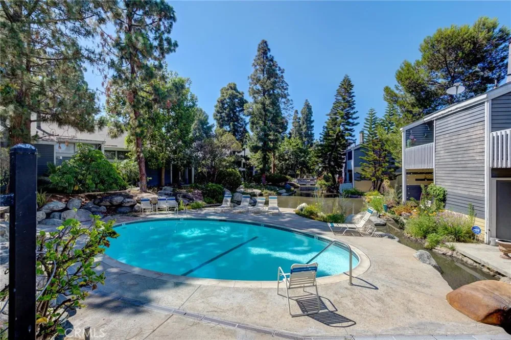25655 Pine Creek Lane Wilmington, CA 90744