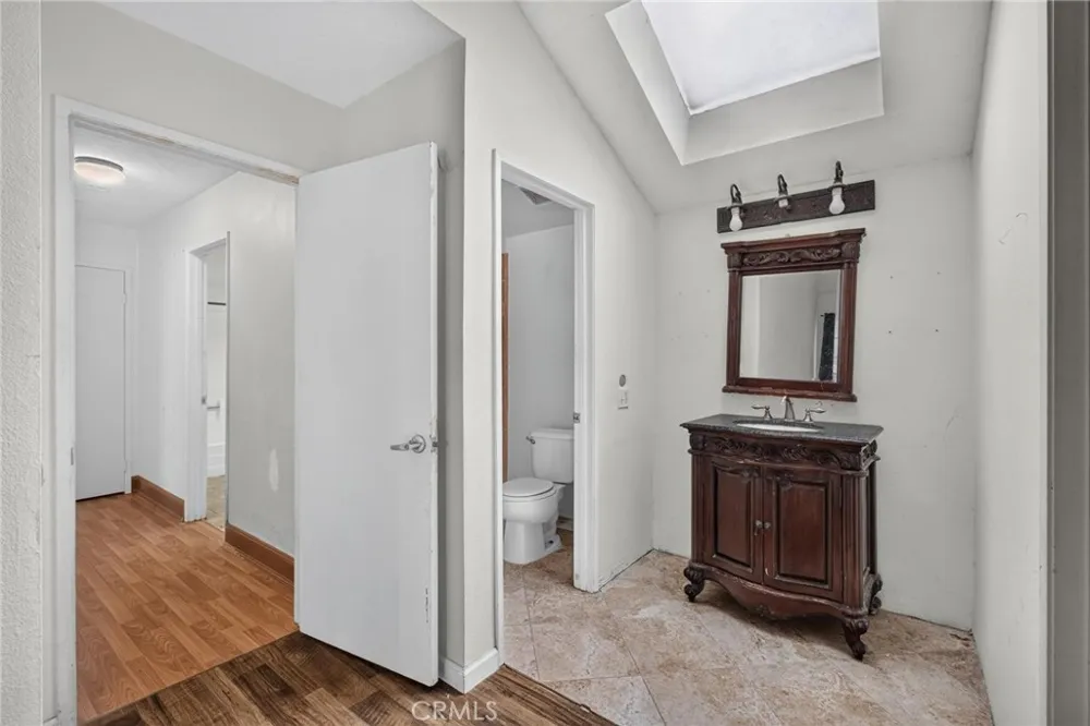 25655 Pine Creek Lane Wilmington, CA 90744