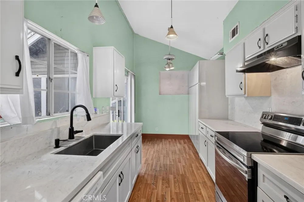 25655 Pine Creek Lane Wilmington, CA 90744