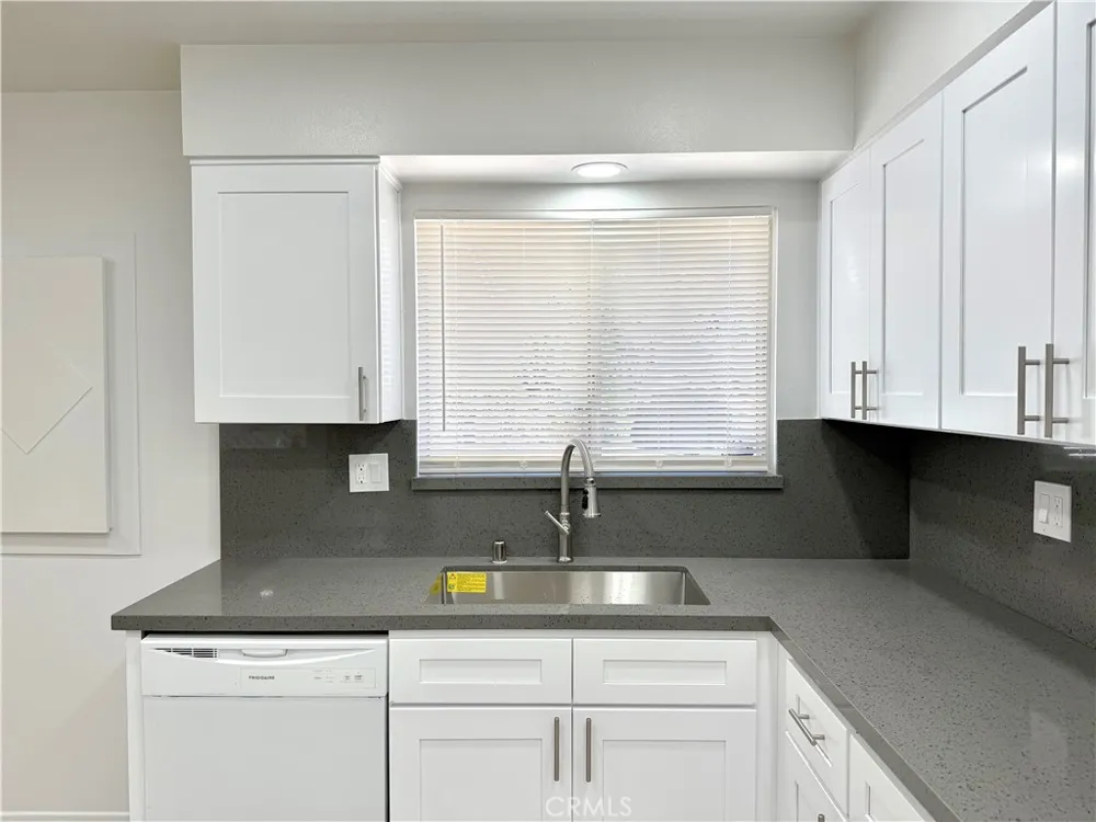 28880 Amersfoot Sun City, CA 92586