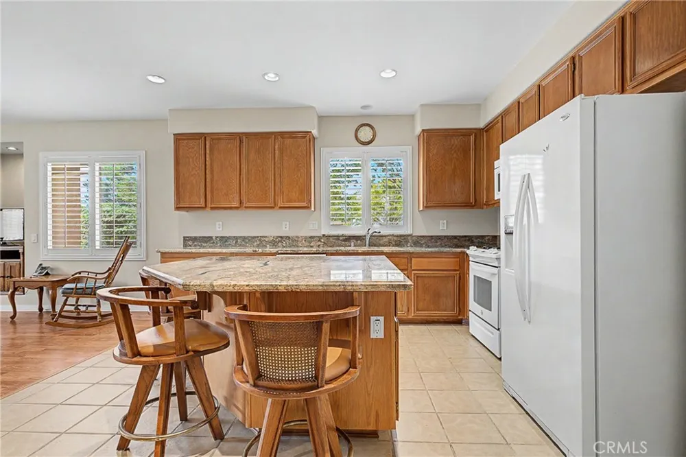 32587 Via Destello Temecula, CA 92592