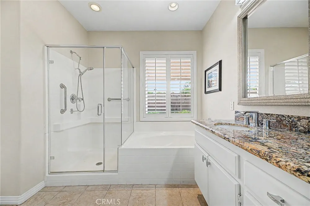 32587 Via Destello Temecula, CA 92592