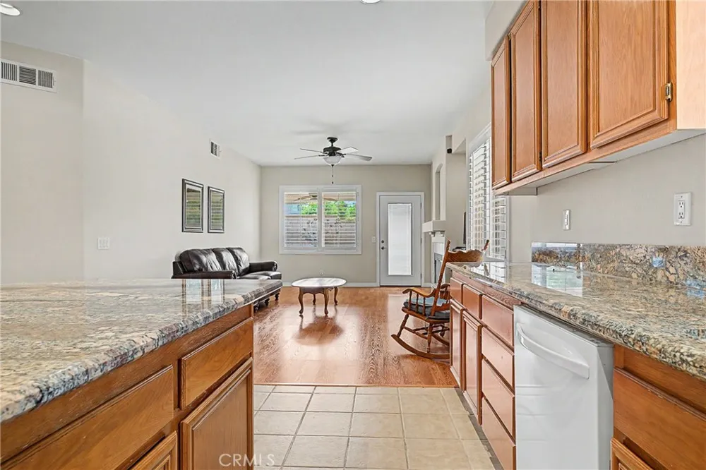 32587 Via Destello Temecula, CA 92592