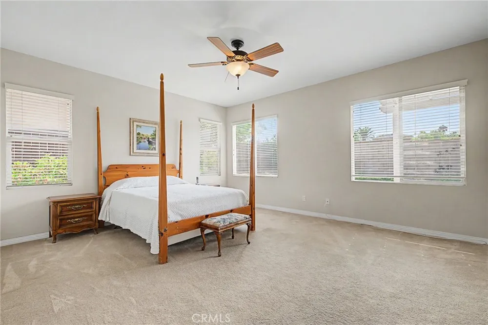 32587 Via Destello Temecula, CA 92592
