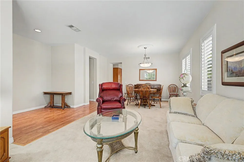 32587 Via Destello Temecula, CA 92592