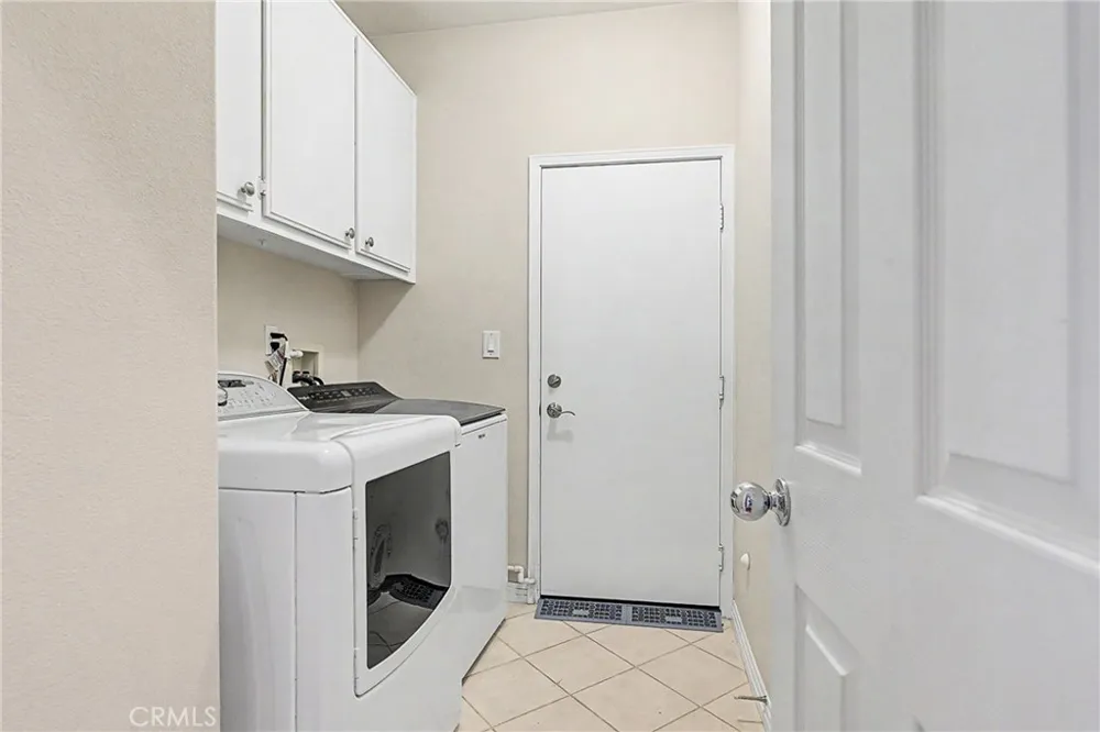 32587 Via Destello Temecula, CA 92592