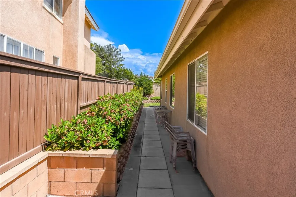 32587 Via Destello Temecula, CA 92592