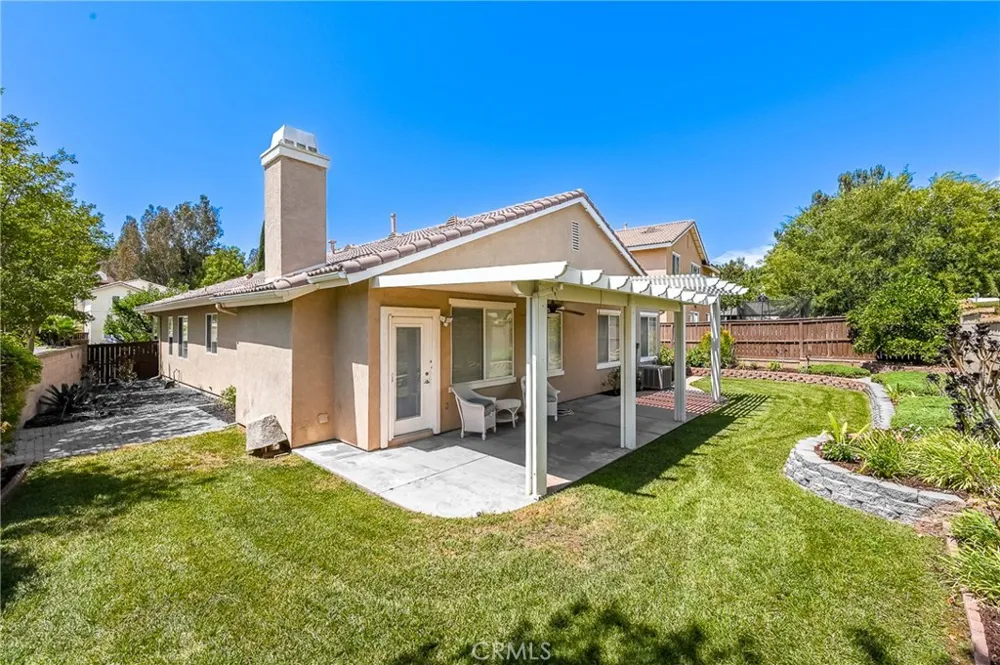 32587 Via Destello Temecula, CA 92592
