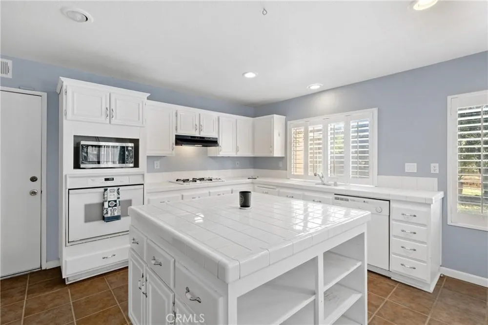 32858 Alderbrook Road Wildomar, CA 92595