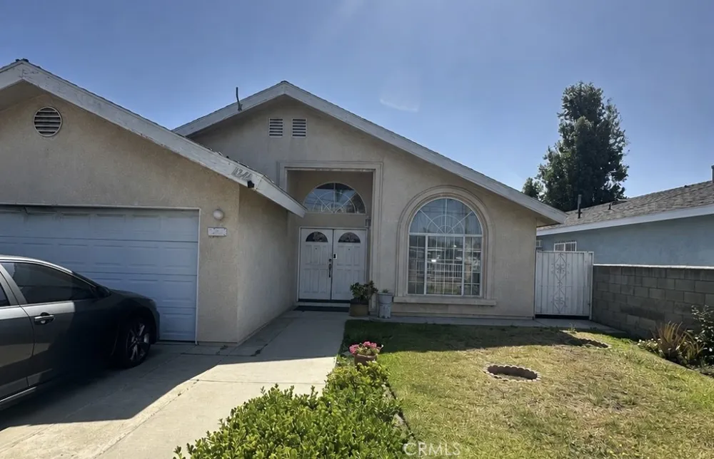 1340 Neptune Wilmington, CA 90744