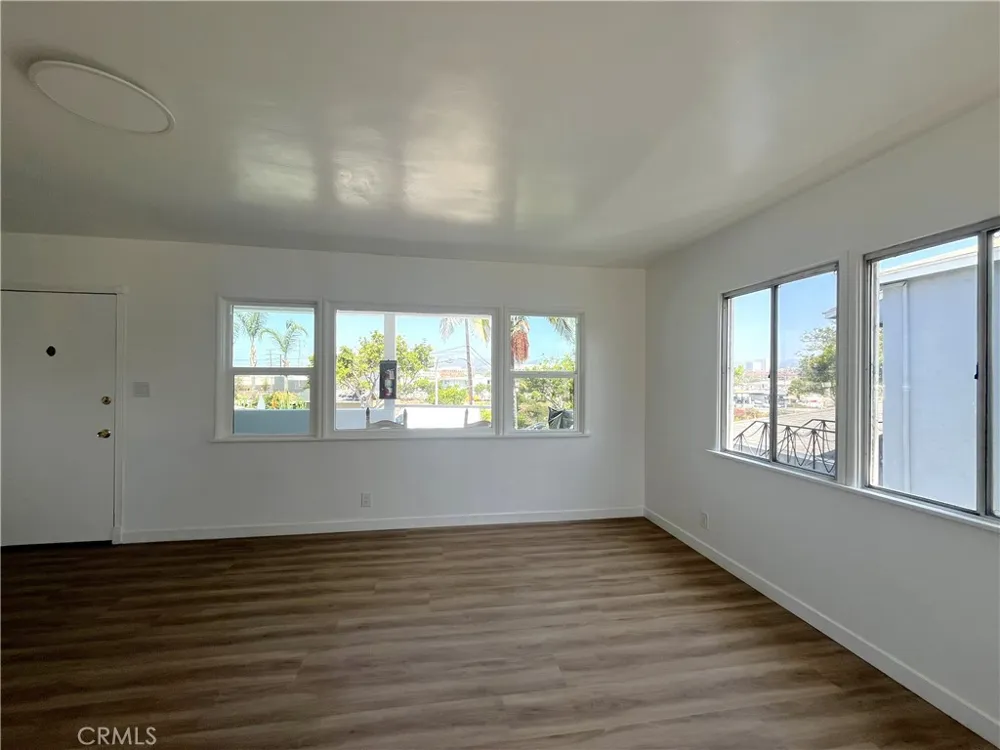 2220 Delaware #C Santa Monica, CA 90404