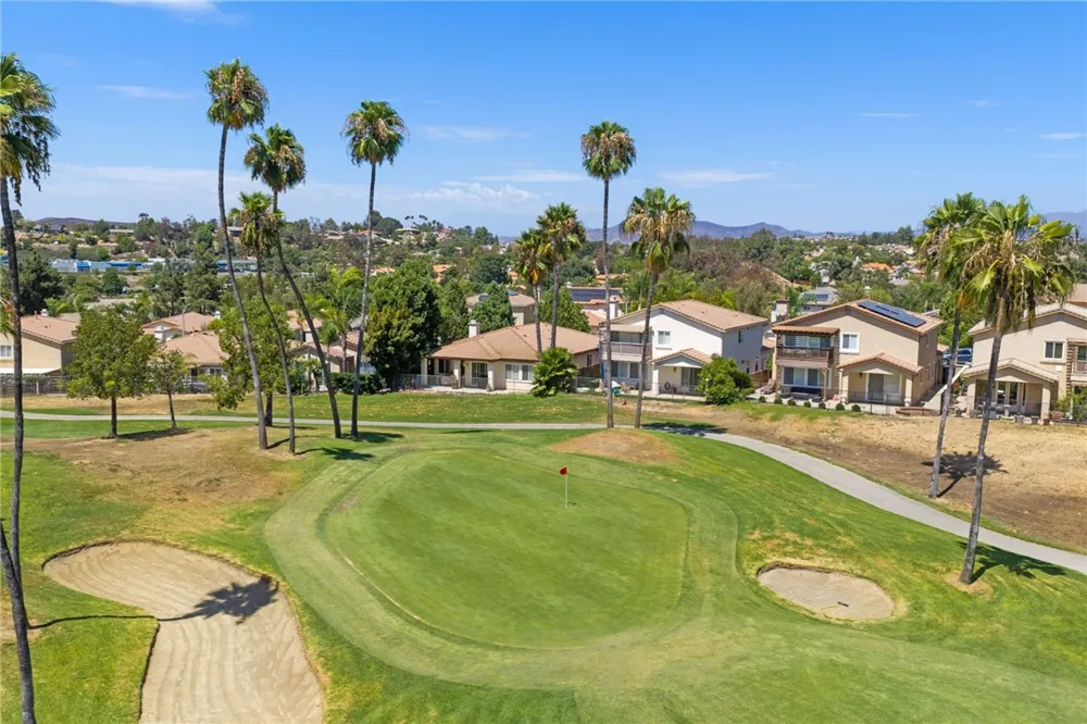 31295 Gleneagles Drive Temecula, CA 92591